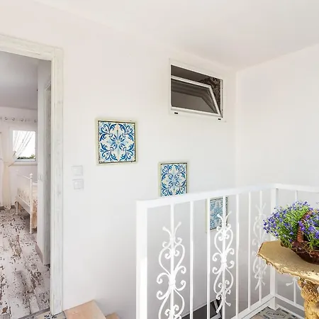 Casa Da Avo By Ammonite&co *